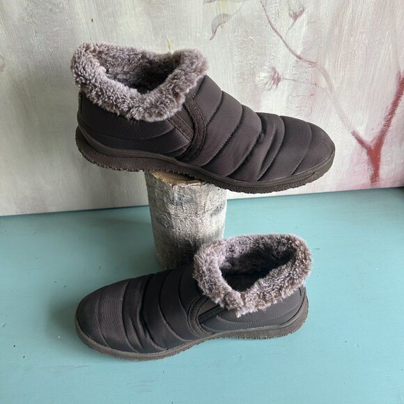 Minnetonka Timpson Tulsa Slip-On Snowshoes Low Tops Women's Size 9 Fur Lined - Picture 3 of 13